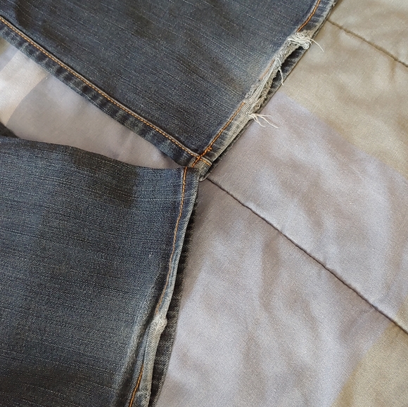 American Eagle Jeans - Picture 7 of 7